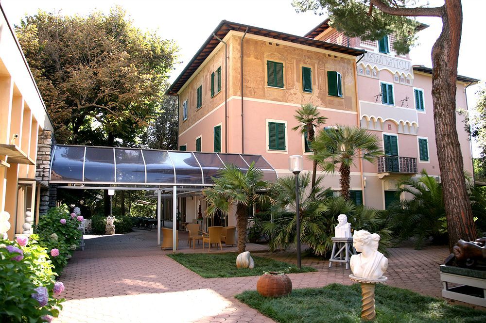 Albergo Battelli (Adults Only) Марина-ди-Пьетрасанта Экстерьер фото